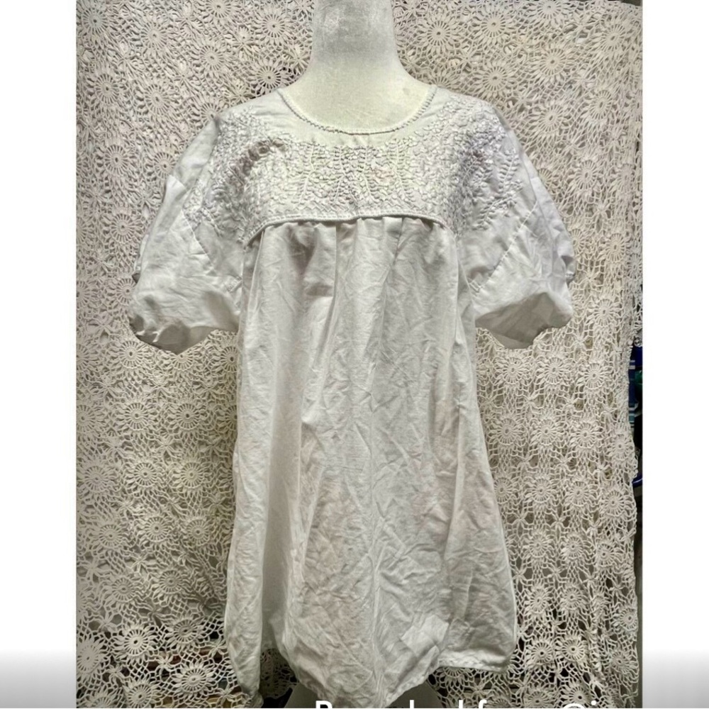 Vintage White Mexican Embroidered Top/ Tunic